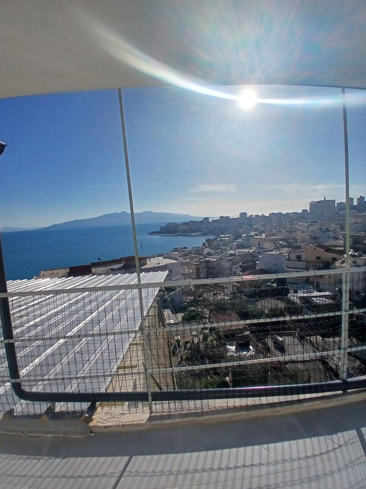 Blue Heaven Apartment Sarandë Exterior foto