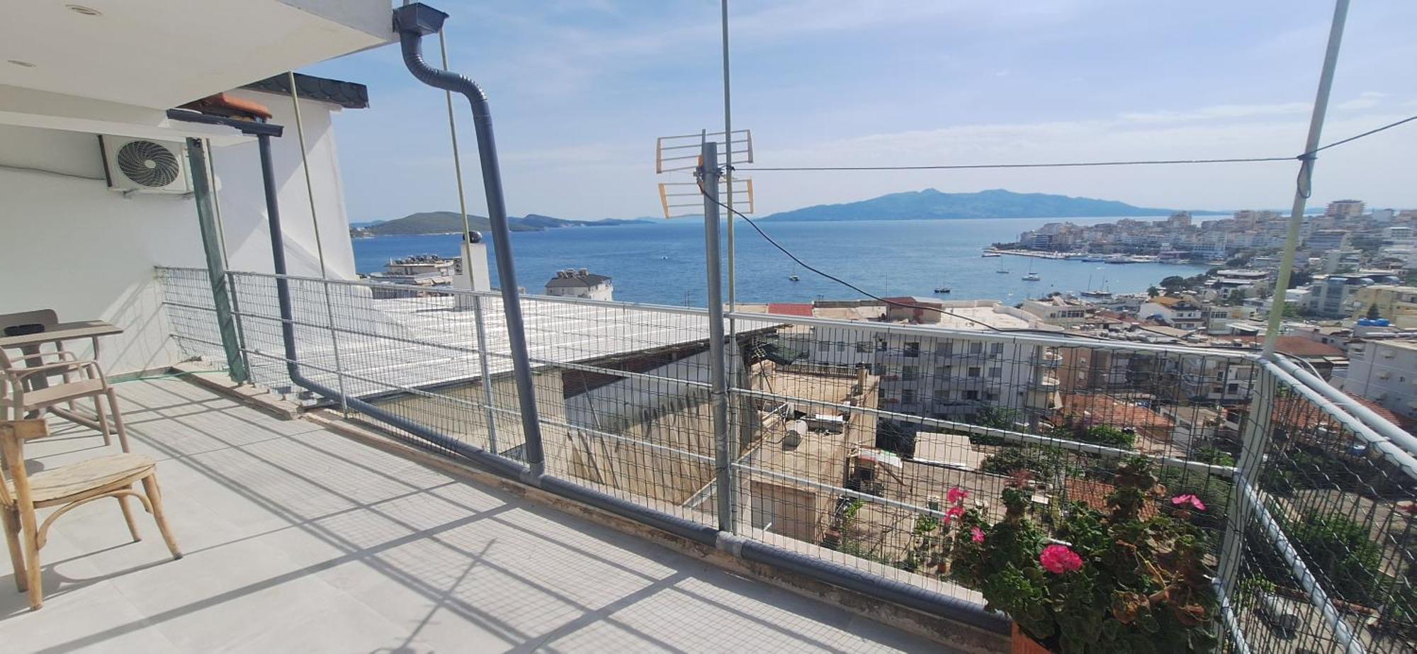 Blue Heaven Apartment Sarandë Exterior foto